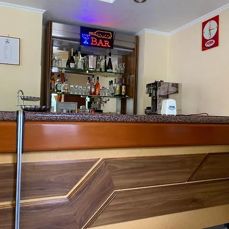 Aurora Hotel 3*